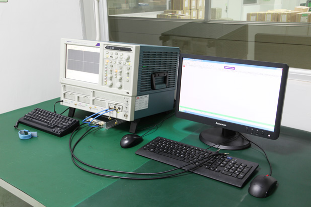 TEKTRONIX 阻抗测试仪