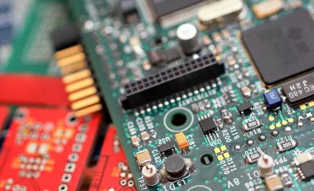 手机摄像头线路板厂之HDI板成PCB主要增长点之一