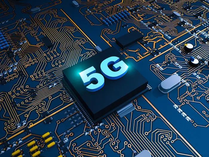 HDI板之5G商用三周年，今年中国5G网络建设已提前超额完成