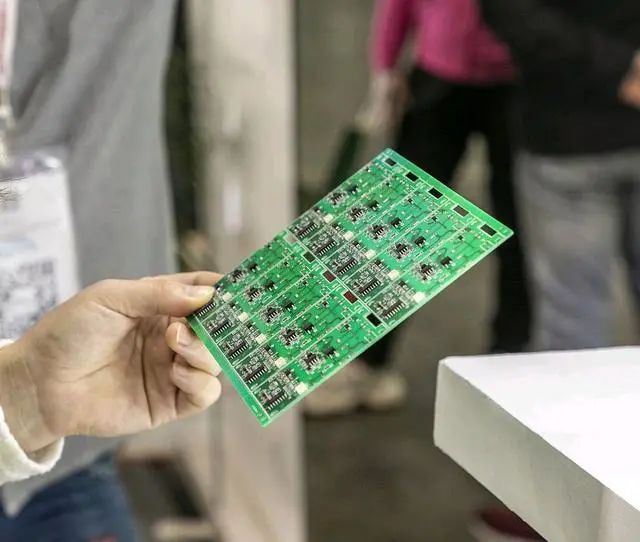智能音响线路板厂分析2023年PCB产业危机，全面价格战开启